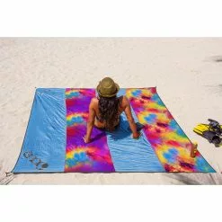 ENO Islander Blanket - Prints -Cheap Kitchenware Shop eno islander blanket lifestyle 6 10962.1626823284